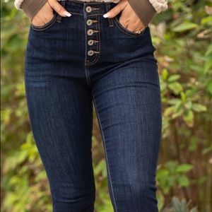 Kancan high rise, super skinny, button up jeans. Never worn. With tags.
